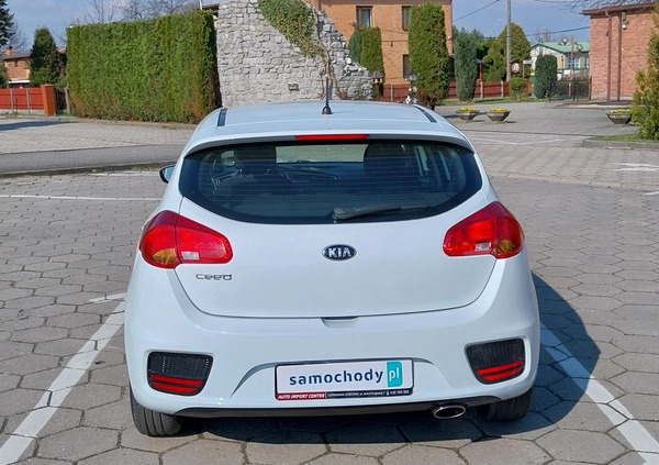 Kia Ceed cena 46800 przebieg: 71000, rok produkcji 2016 z Piechowice małe 529